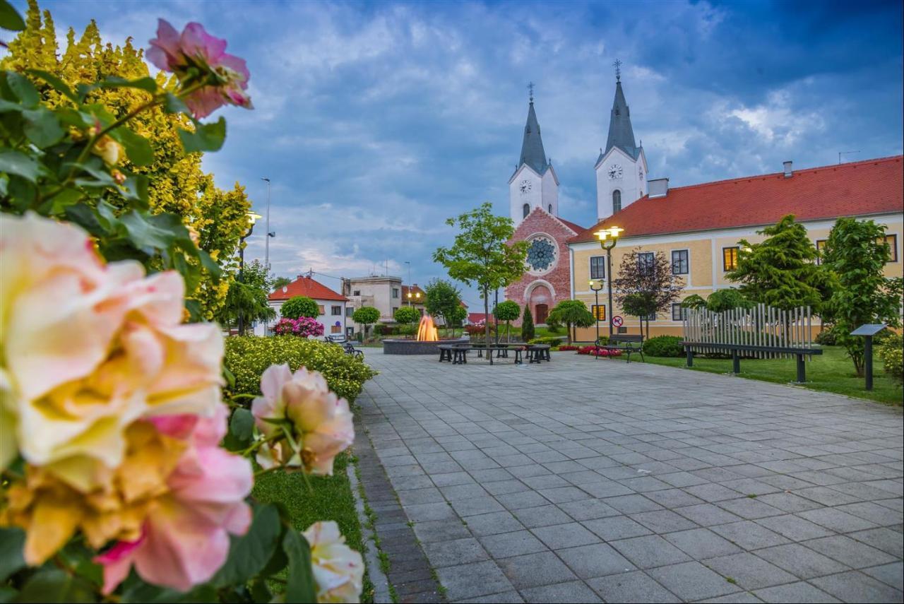 Studio Apartment Lea Cazma Zewnętrze zdjęcie